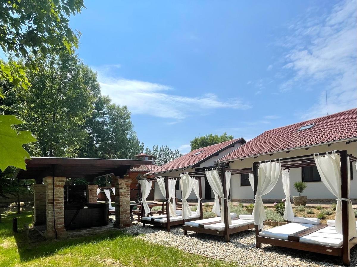 Istvan Parkhotel Es Gasztrofarm Sormás Εξωτερικό φωτογραφία